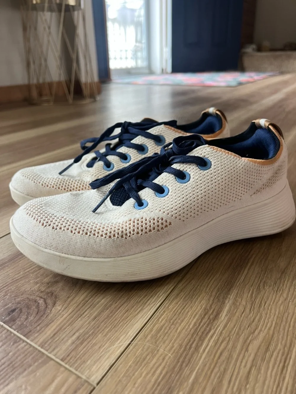 Allbirds tennis shoes sneakers size 8 - Picture 1 of 4